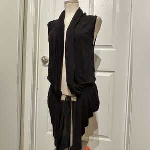 RUDSAK Black Sleeveless Cardigan